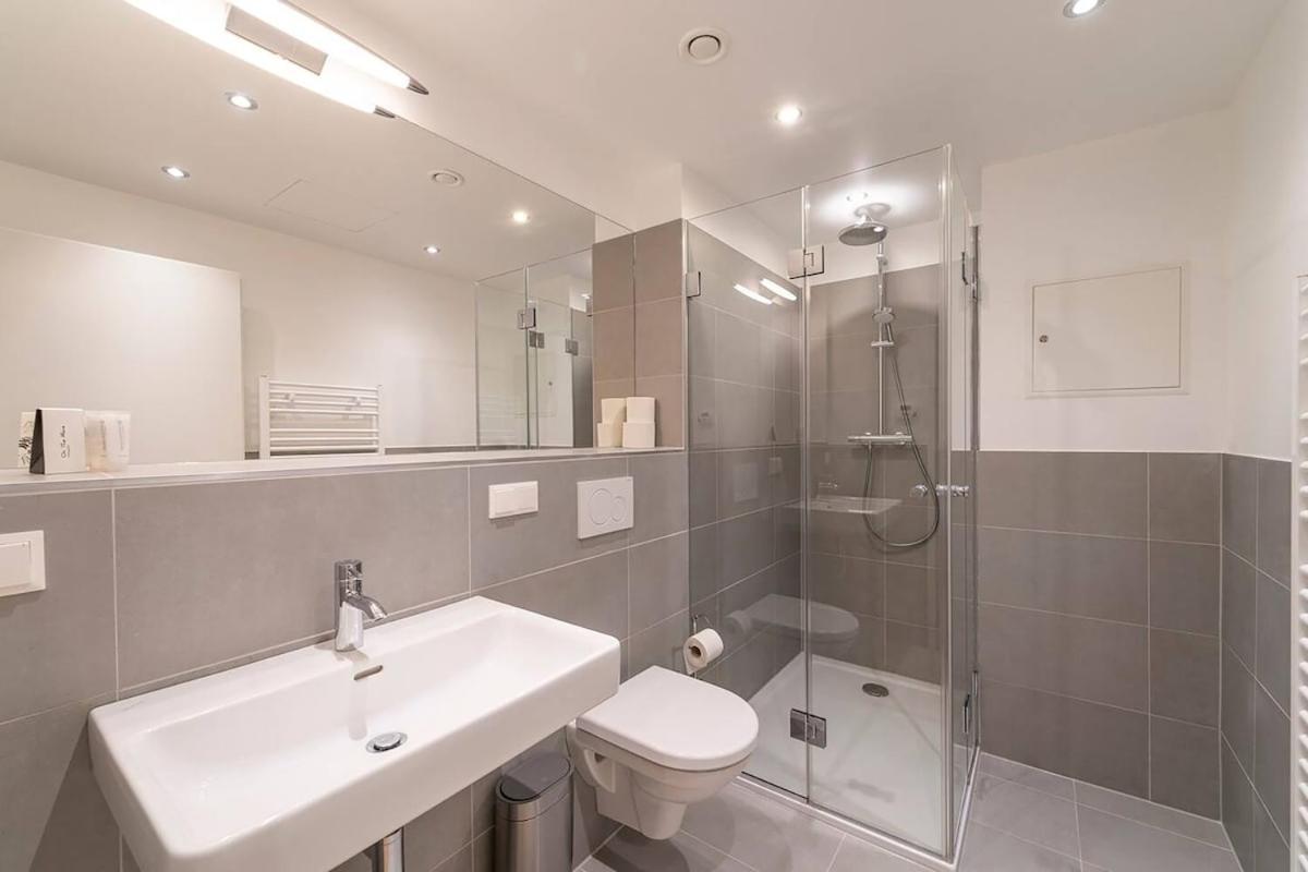 At Station I 3 Minutes To Shopping Street I High Speed Wifi Vienne