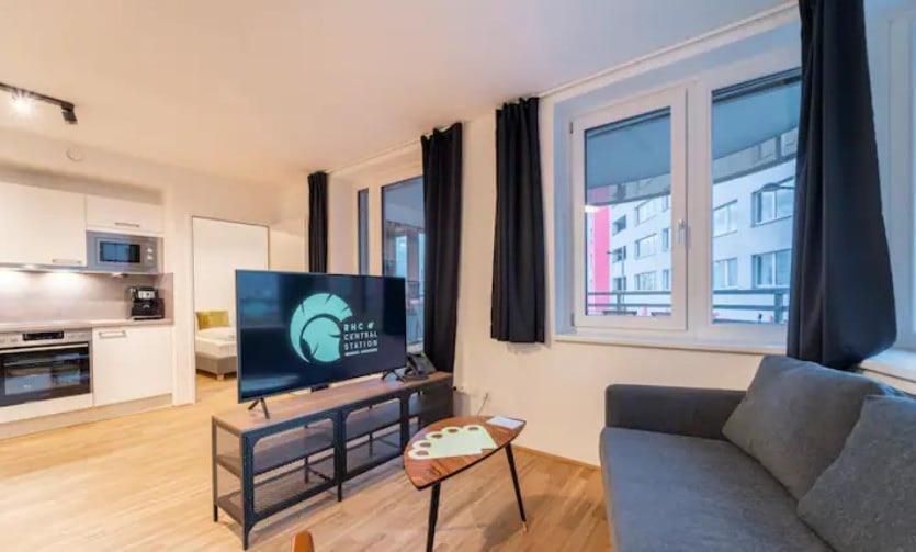 At Station I 3 Minutes To Shopping Street I High Speed Wifi Appartement Vienne