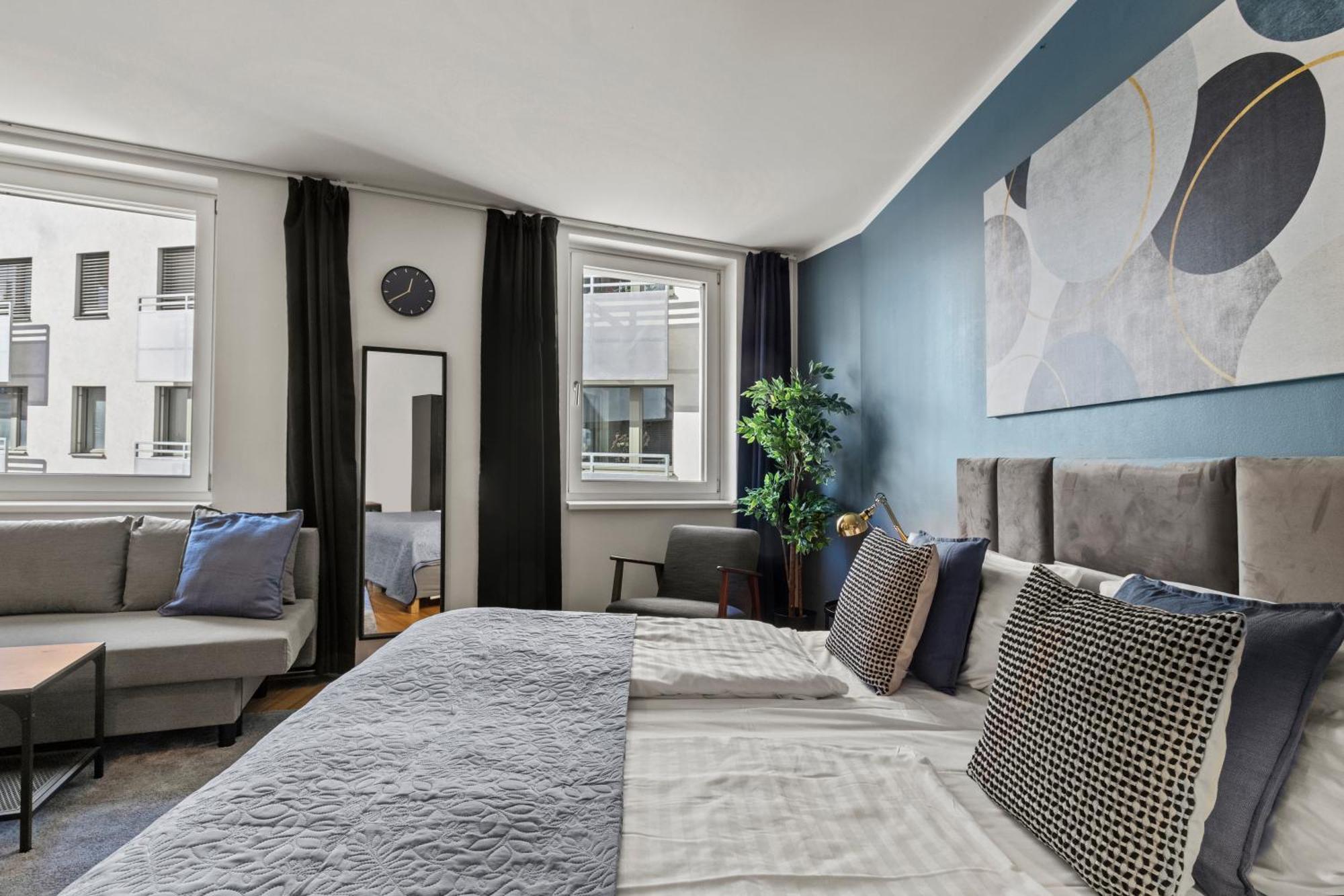 At Station I 3 Minutes To Shopping Street I High Speed Wifi Appartement *