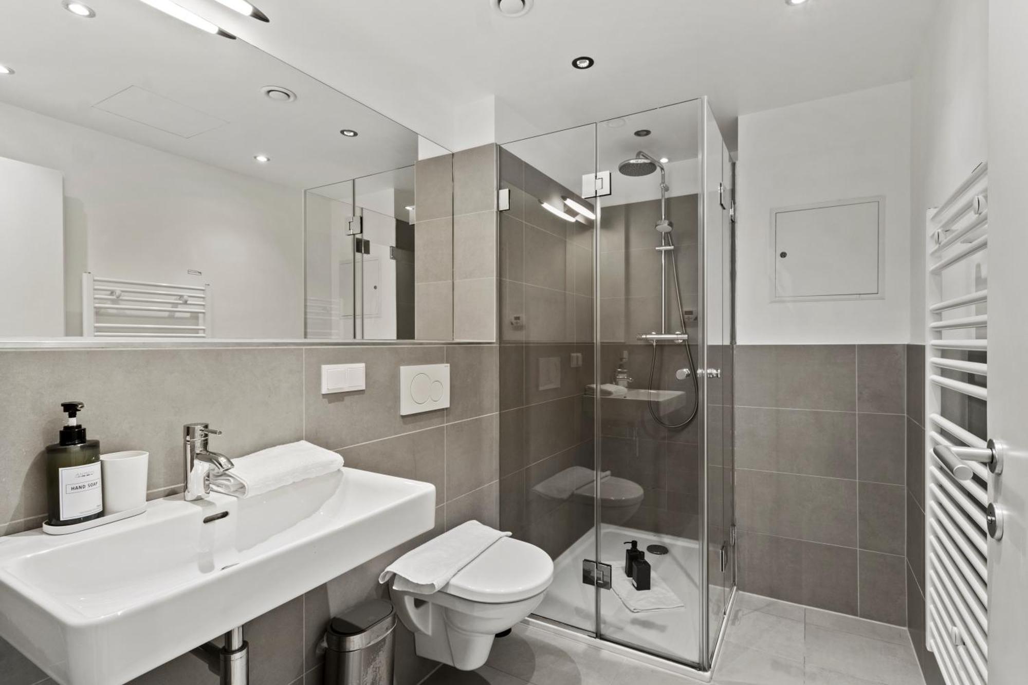 Appartement At Station I 3 Minutes To Shopping Street I High Speed Wifi Vienne